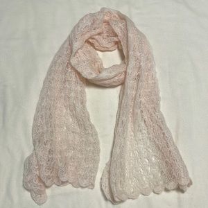 H&M pink scalloped edge scarf*